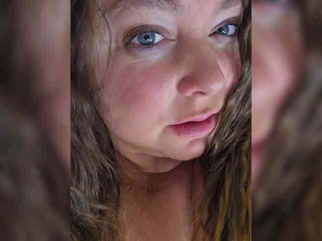FLUFFY_BEAUTY webcam