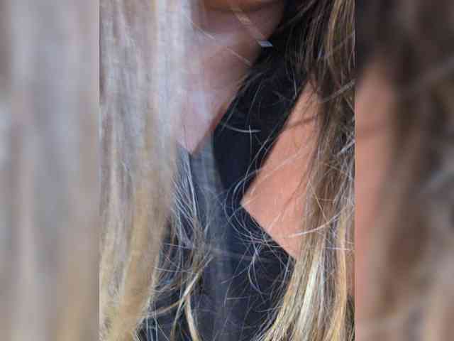 FLUFFY_BEAUTY webcam