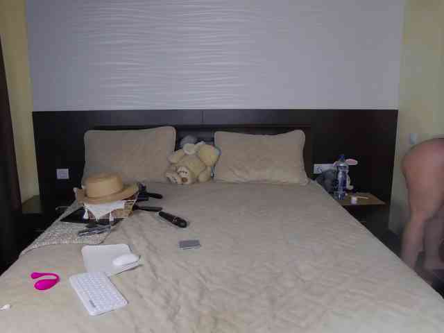 FLUFFY_BEAUTY webcam