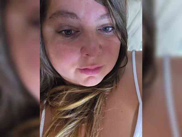 FLUFFY_BEAUTY webcam