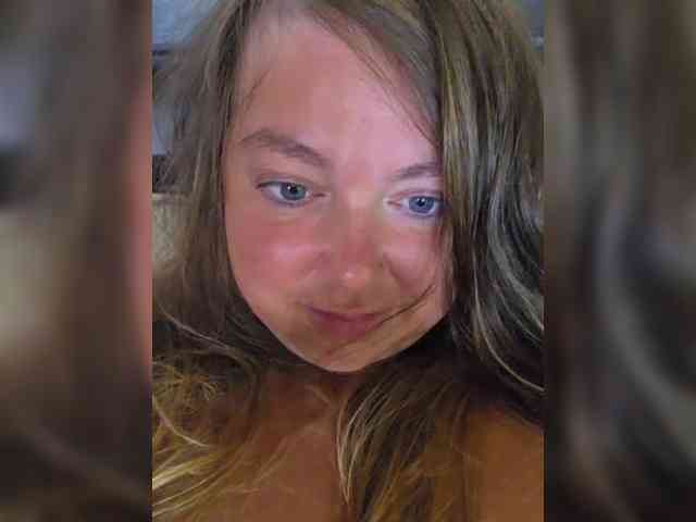 FLUFFY_BEAUTY webcam