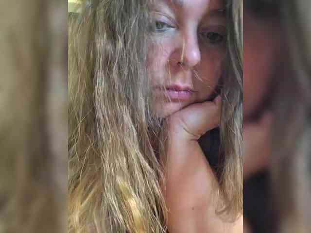 FLUFFY_BEAUTY webcam