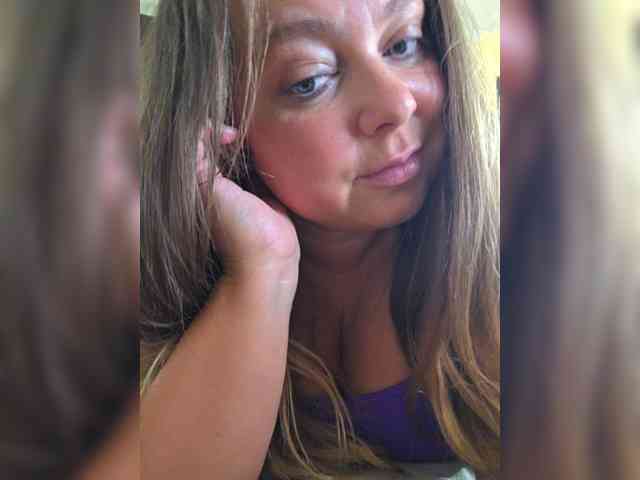 FLUFFY_BEAUTY webcam