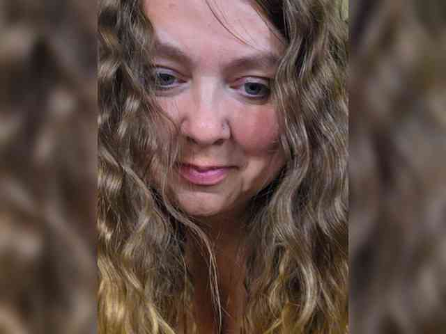 FLUFFY_BEAUTY webcam