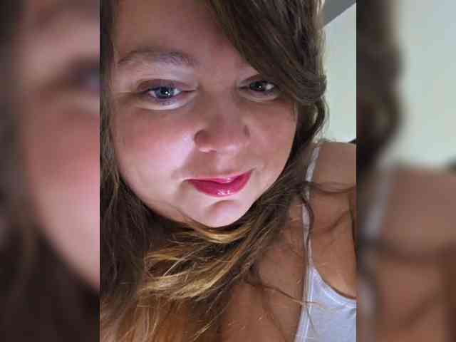 FLUFFY_BEAUTY webcam