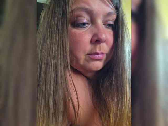 FLUFFY_BEAUTY webcam