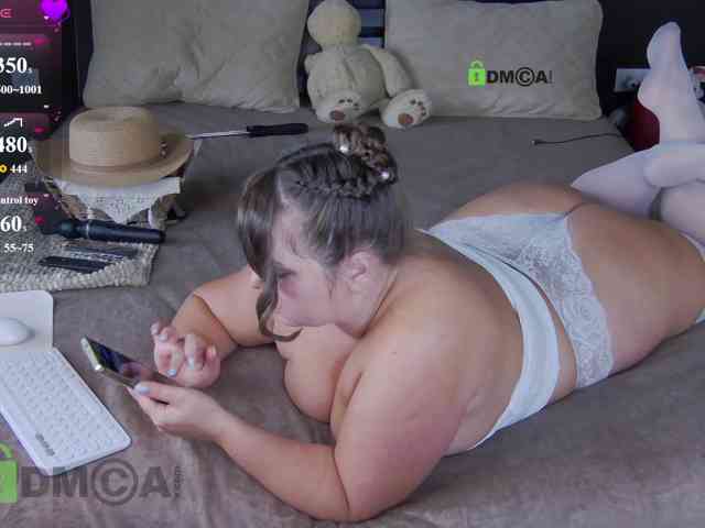 FLUFFY_BEAUTY webcam