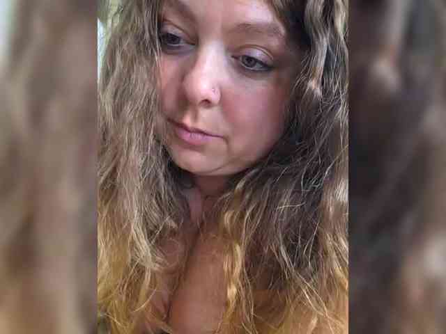 FLUFFY_BEAUTY webcam