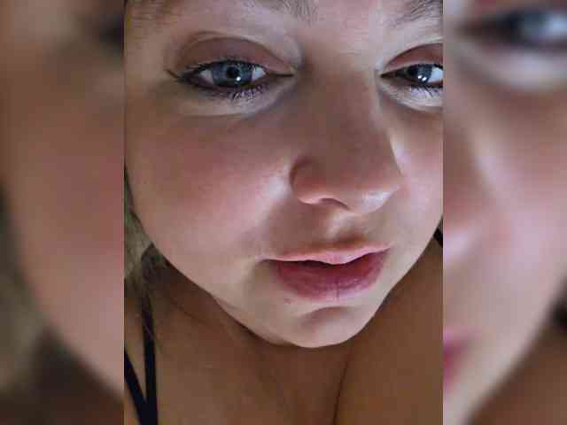 FLUFFY_BEAUTY webcam