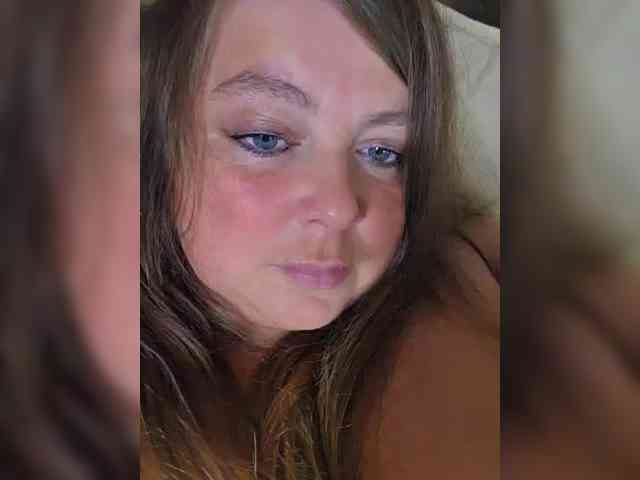 FLUFFY_BEAUTY webcam