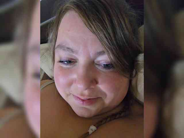 FLUFFY_BEAUTY webcam