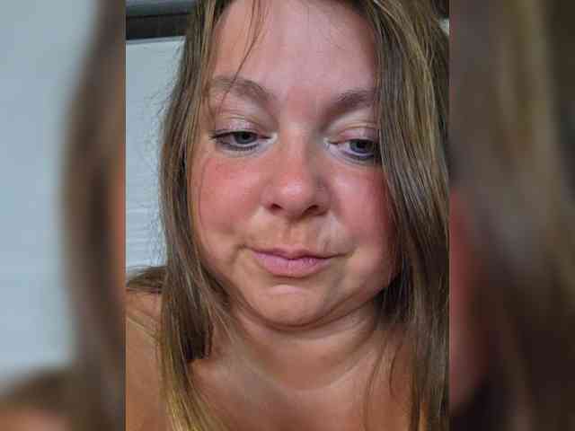 FLUFFY_BEAUTY webcam