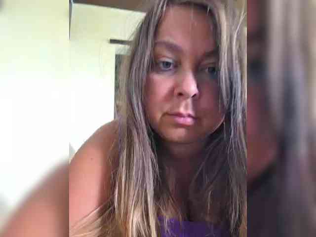FLUFFY_BEAUTY webcam