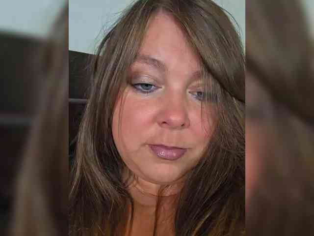 FLUFFY_BEAUTY webcam