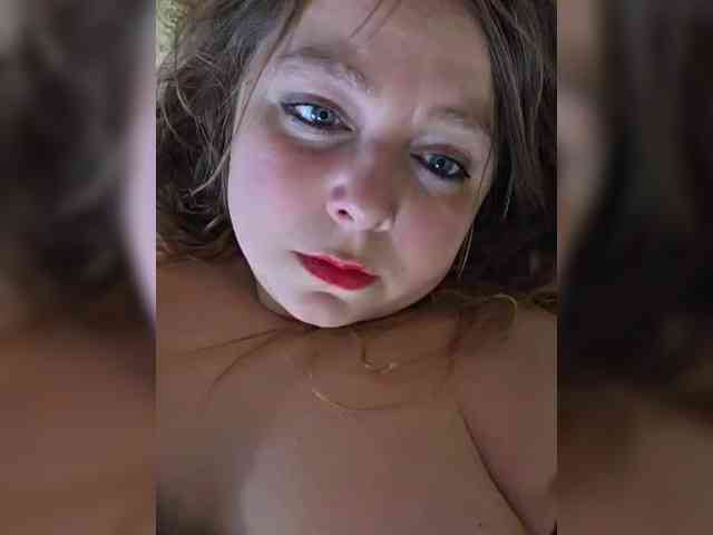 FLUFFY_BEAUTY webcam