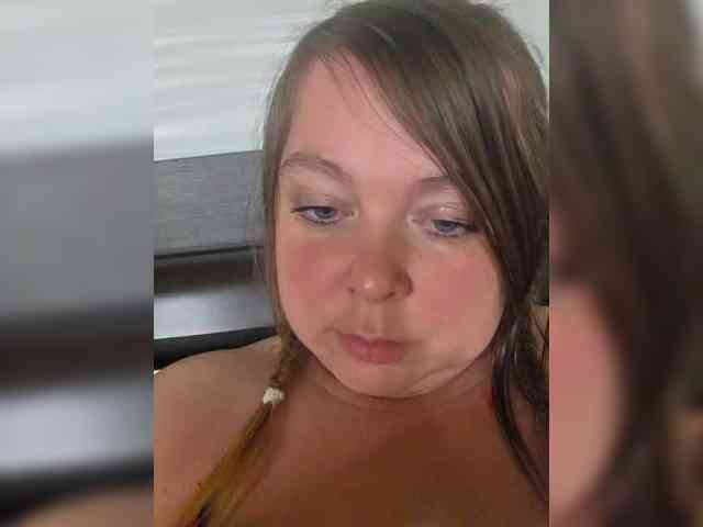 FLUFFY_BEAUTY webcam