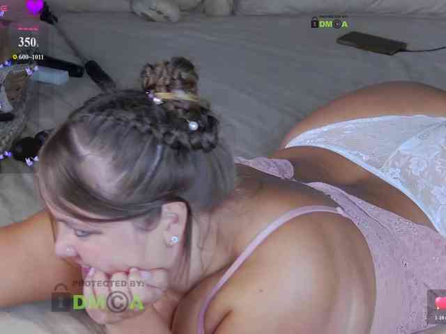 FLUFFY_BEAUTY webcam