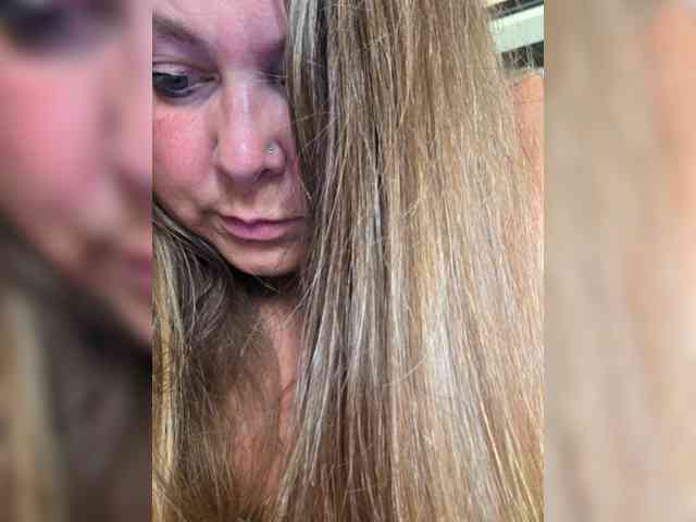 FLUFFY_BEAUTY webcam