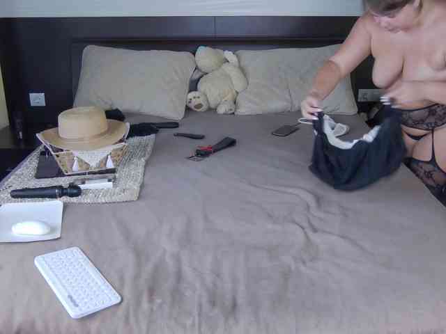 FLUFFY_BEAUTY webcam