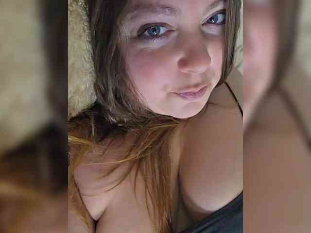 FLUFFY_BEAUTY webcam