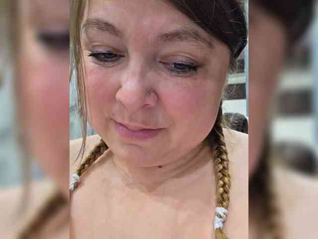 FLUFFY_BEAUTY webcam