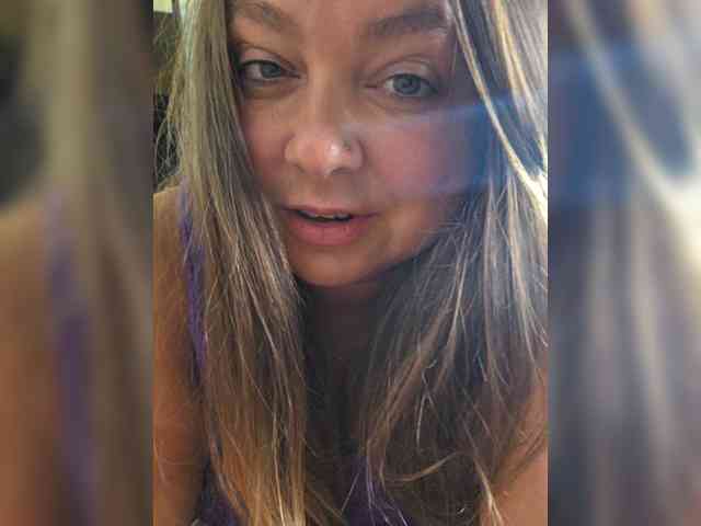 FLUFFY_BEAUTY webcam