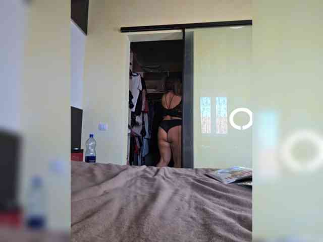 FLUFFY_BEAUTY webcam