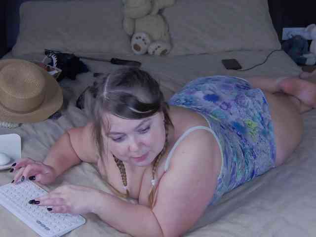 FLUFFY_BEAUTY webcam