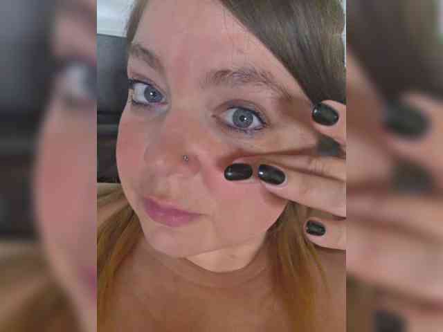 FLUFFY_BEAUTY webcam