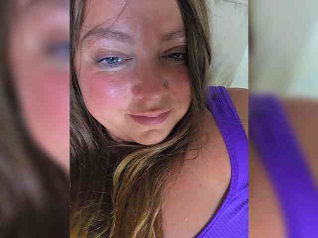 FLUFFY_BEAUTY webcam
