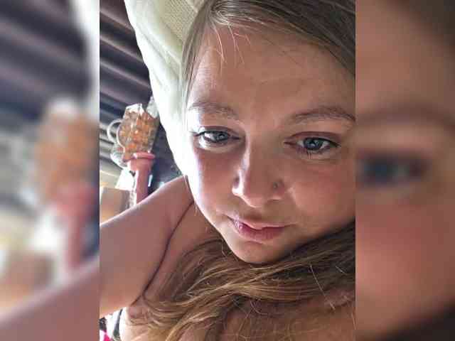 FLUFFY_BEAUTY webcam