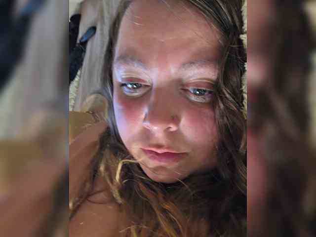 FLUFFY_BEAUTY webcam