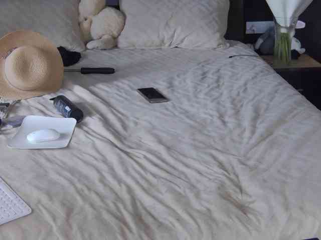 FLUFFY_BEAUTY webcam