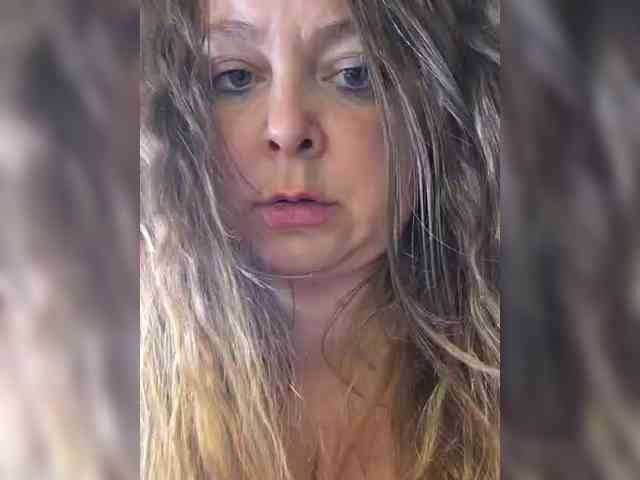 FLUFFY_BEAUTY webcam