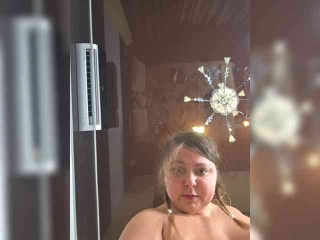 FLUFFY_BEAUTY webcam