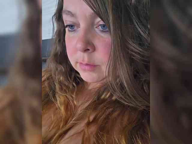 FLUFFY_BEAUTY webcam