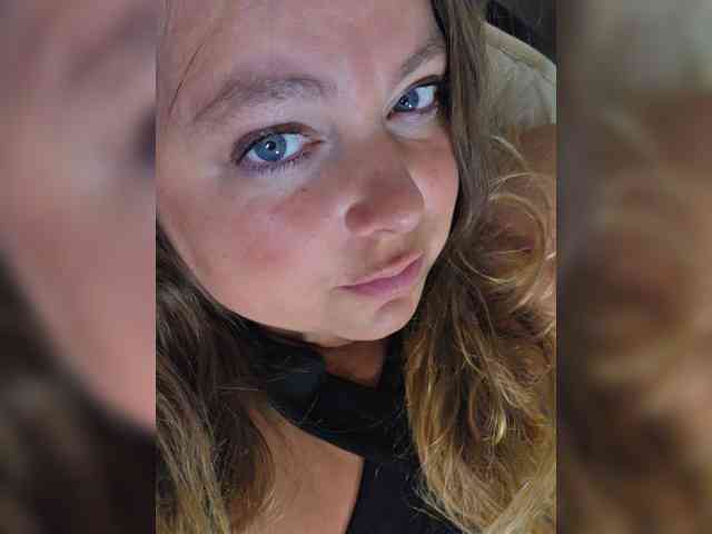 FLUFFY_BEAUTY webcam