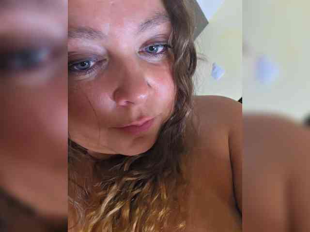 FLUFFY_BEAUTY webcam