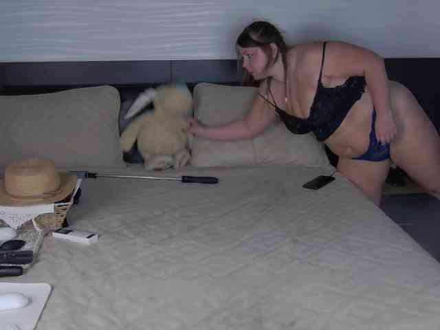 FLUFFY_BEAUTY webcam