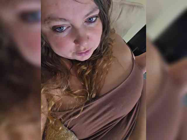 FLUFFY_BEAUTY webcam