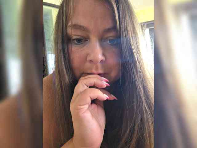 FLUFFY_BEAUTY webcam