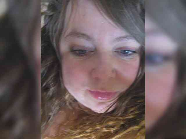 FLUFFY_BEAUTY webcam