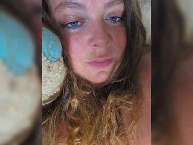 FLUFFY_BEAUTY webcam
