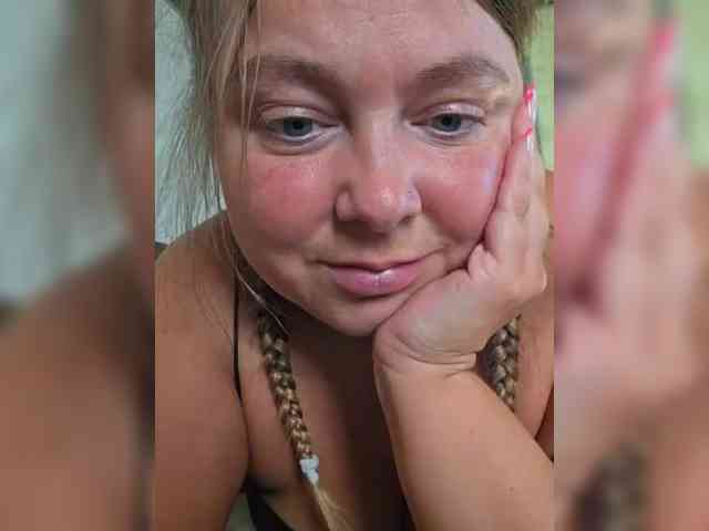 FLUFFY_BEAUTY webcam
