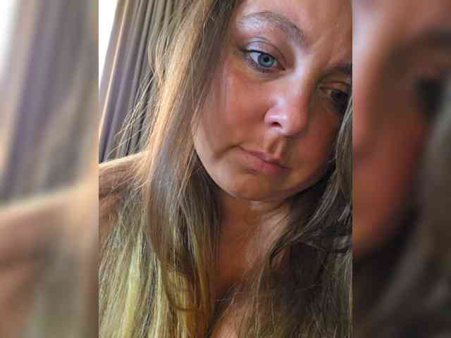 FLUFFY_BEAUTY webcam