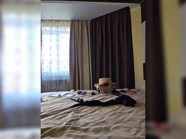 FLUFFY_BEAUTY webcam