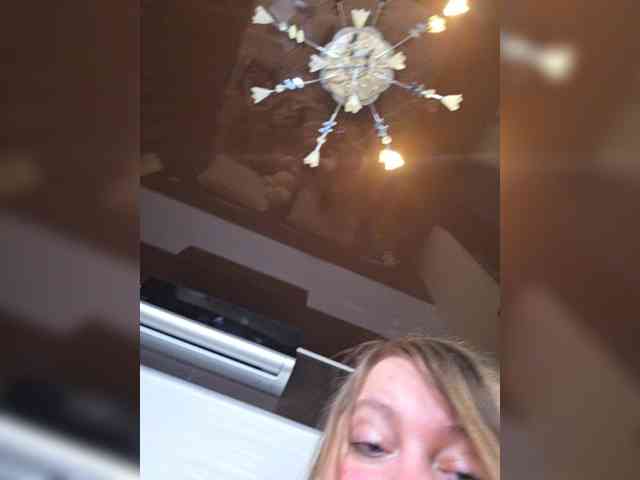 FLUFFY_BEAUTY webcam