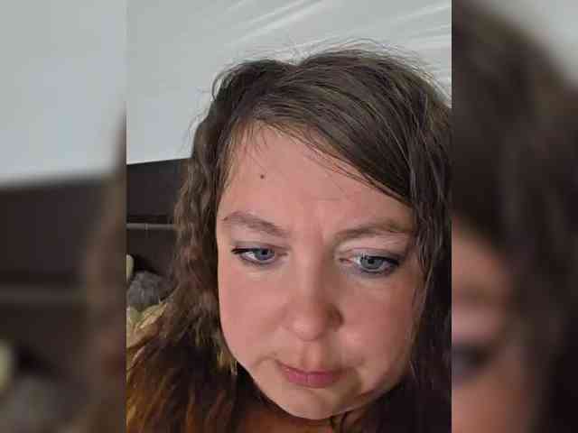 FLUFFY_BEAUTY webcam