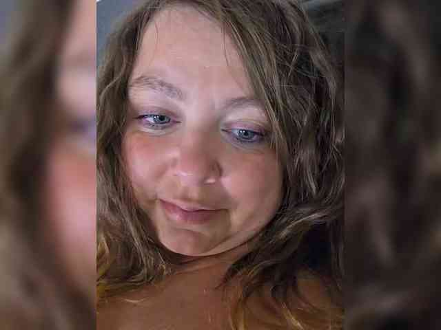 FLUFFY_BEAUTY webcam