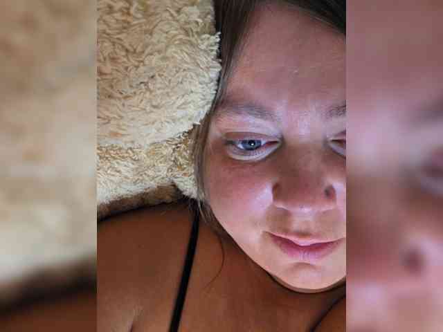 FLUFFY_BEAUTY webcam